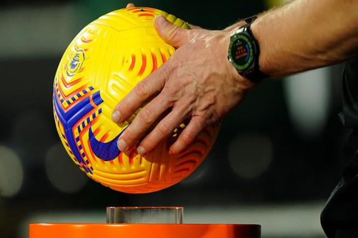 كرة الدوري الإنجليزي